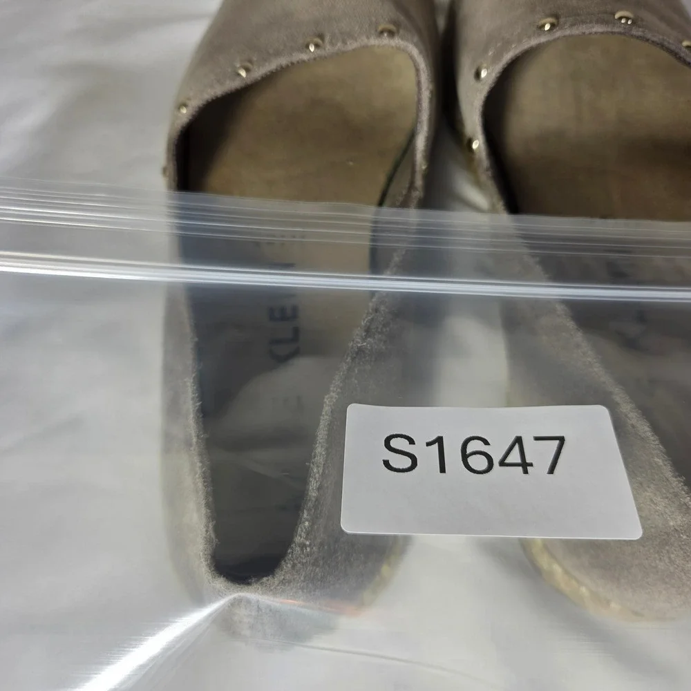 Anne Klein iFlex Suede Espadrille Flats Taupe Studded Slip On Shoes S1647